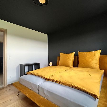Stay Nice Apartments Dorfen Naehe Muenchen Jacuzzi Grillkota 75 Zoll Tv Eksteriør billede