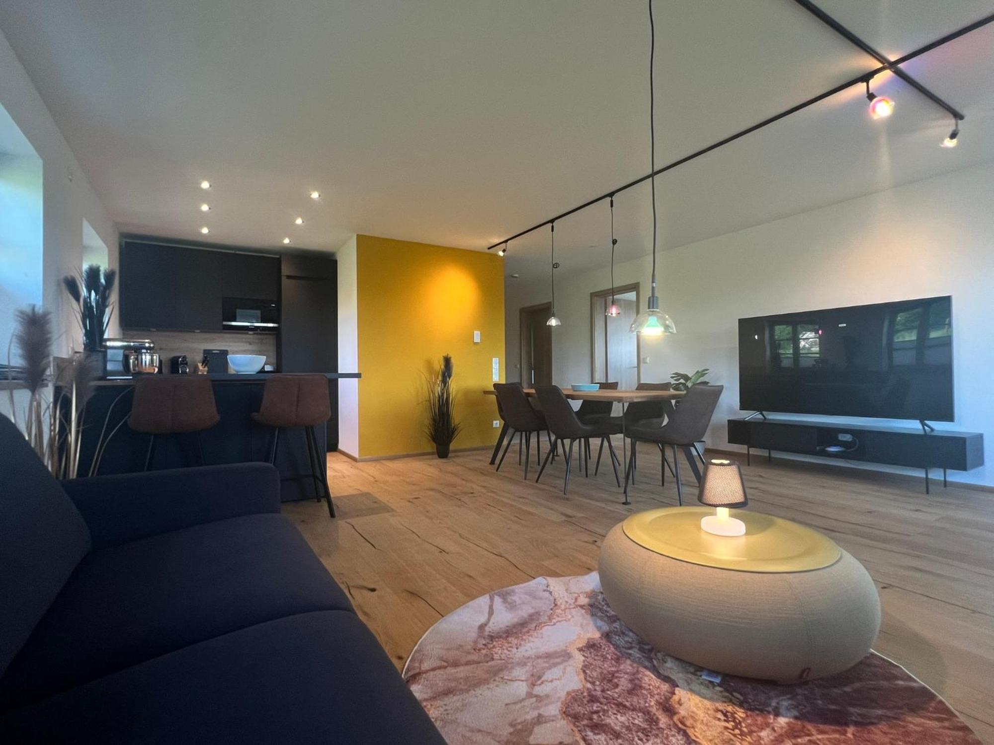 Stay Nice Apartments Dorfen Naehe Muenchen Jacuzzi Grillkota 75 Zoll Tv Eksteriør billede
