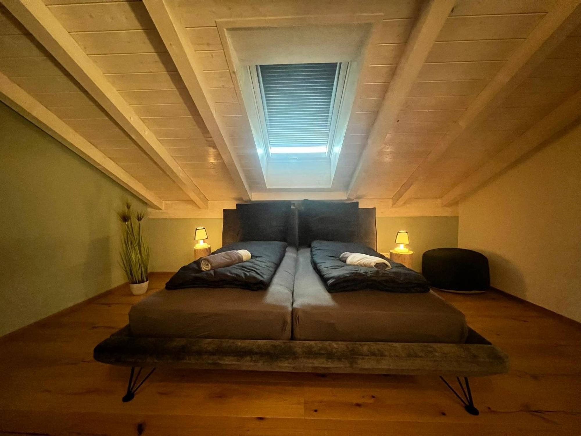 Stay Nice Apartments Dorfen Naehe Muenchen Jacuzzi Grillkota 75 Zoll Tv Eksteriør billede
