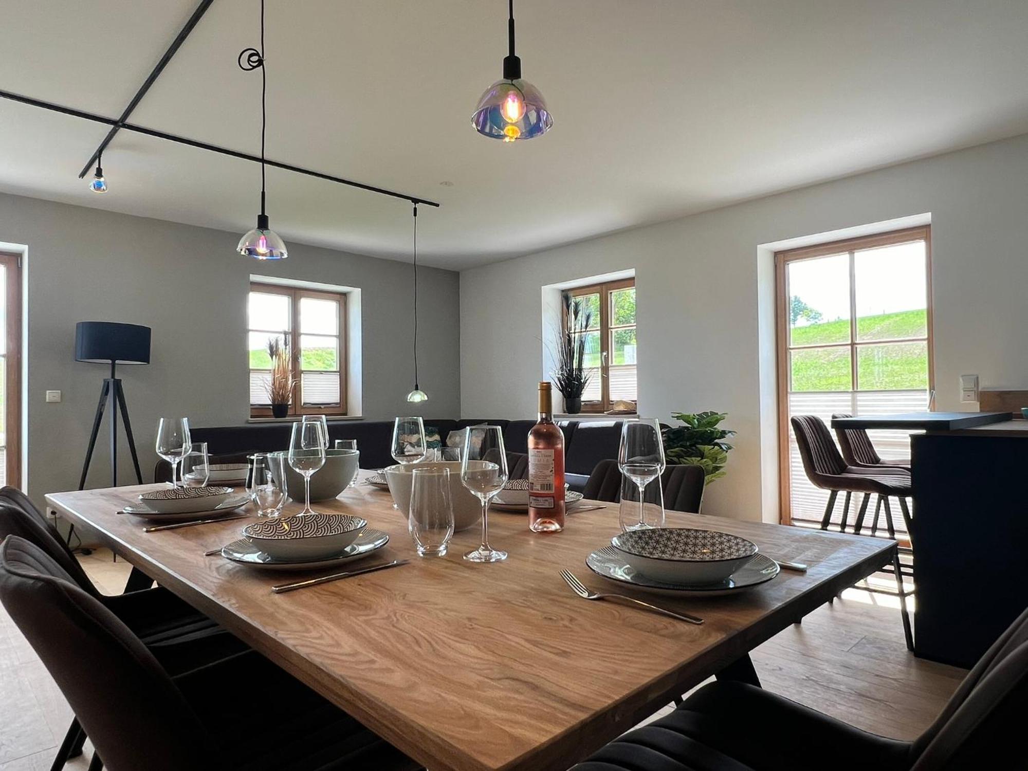 Stay Nice Apartments Dorfen Naehe Muenchen Jacuzzi Grillkota 75 Zoll Tv Eksteriør billede